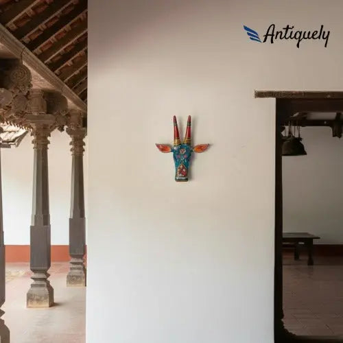 Wooden Distressed Nandi Head - 16"