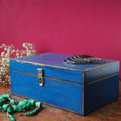 Wooden Distressed Keepsake Box