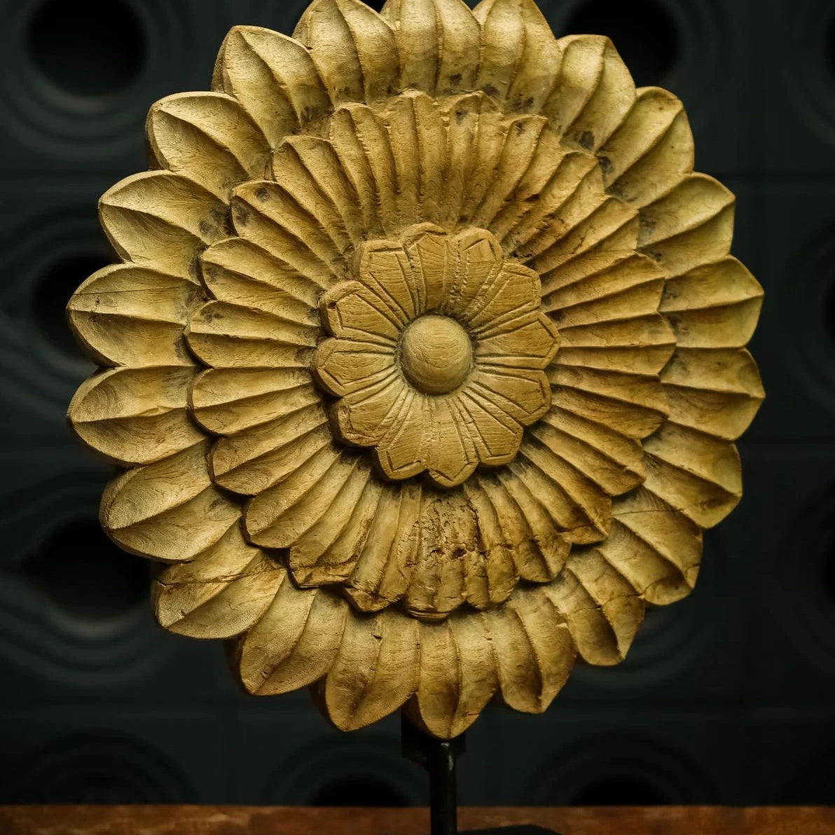 Drifted Wood Flower Decor - Dia 14"