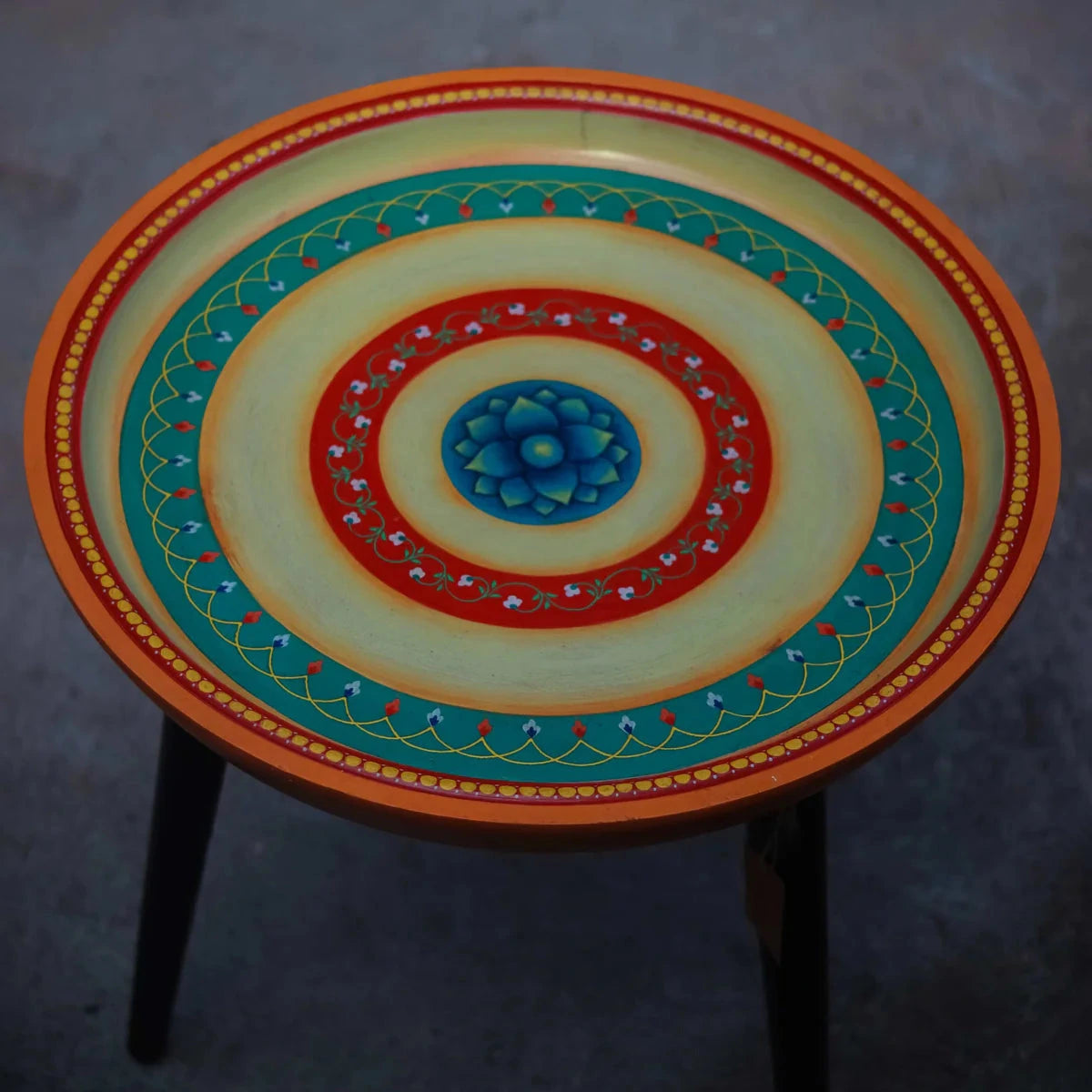 Wooden Round Table - Yellow