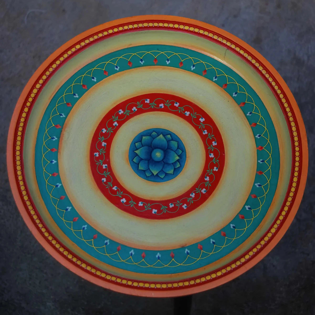 Wooden Round Table - Yellow