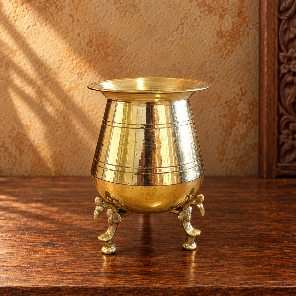 Antique Brass/Pital Pot Small